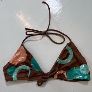 Victoria’s Secret Nude Geometric Bikini Top Medium